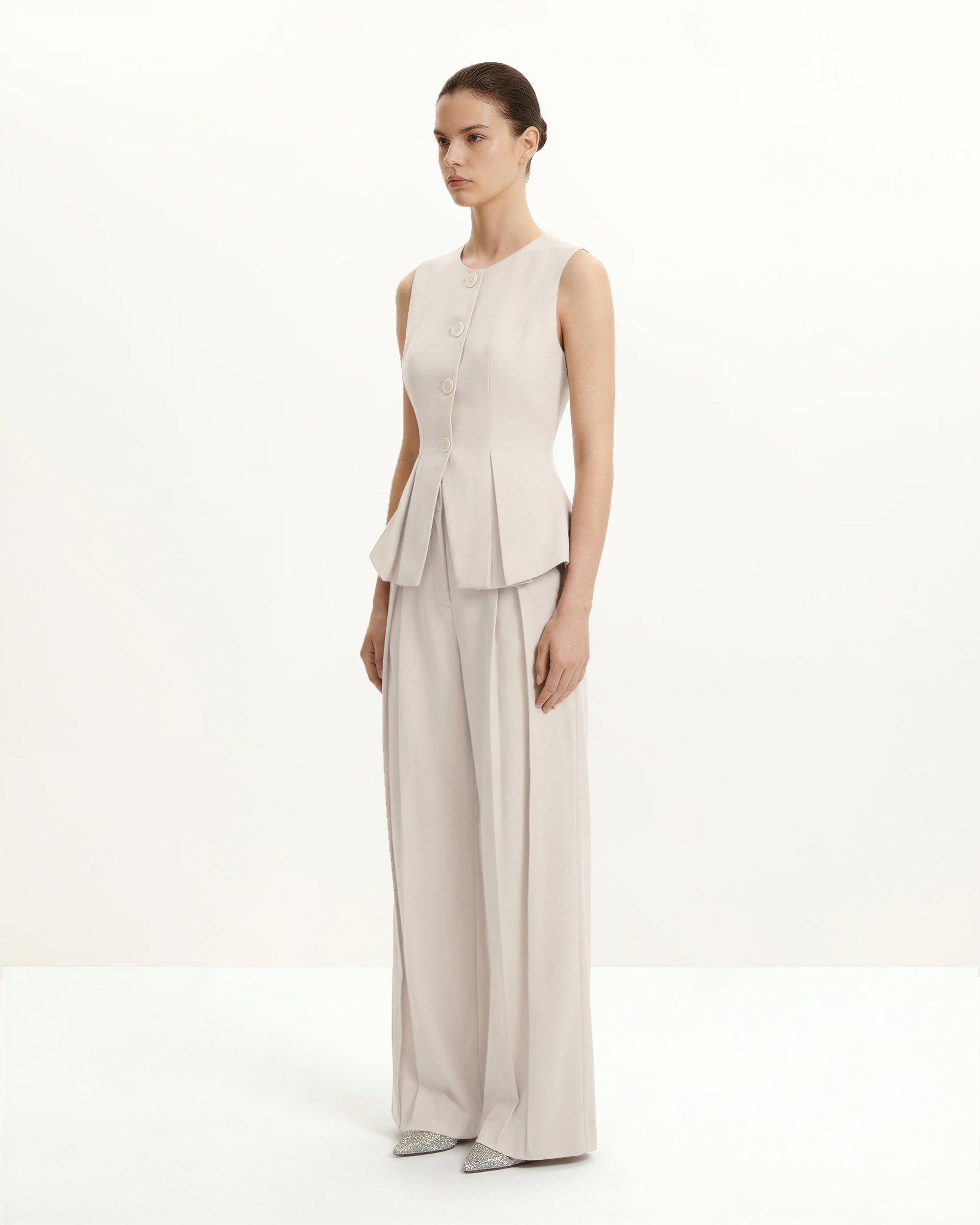 Structured Seam Round - Beige